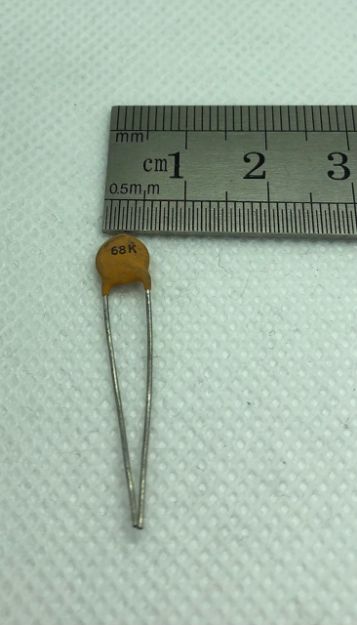 Picture of 68pF 500V NPO Disk Ceramic disc  Cap 5mm
