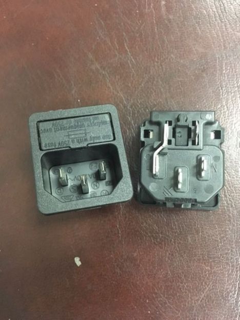 Picture of HIQ 10A Mains Connector IEC+Fuse Panel Mount MALE