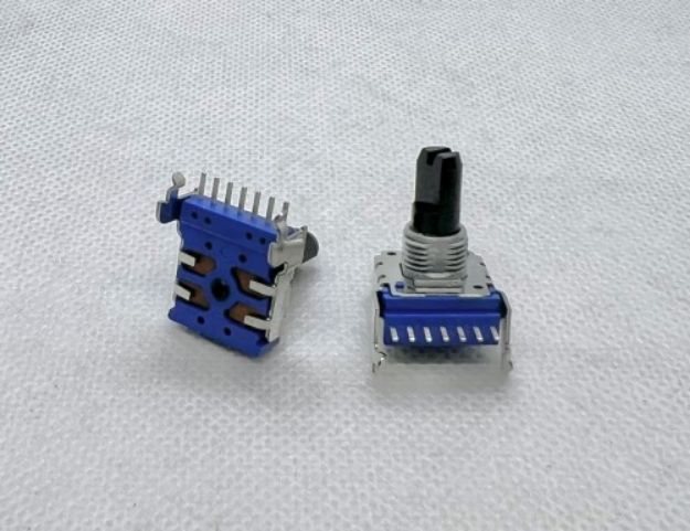 Picture of A&H 20Kx2 Potentiometer 25% Log  Booth & Headphone level Pot