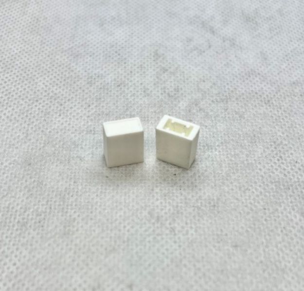 Picture of A&H Push Button rect white 10 x 5mm