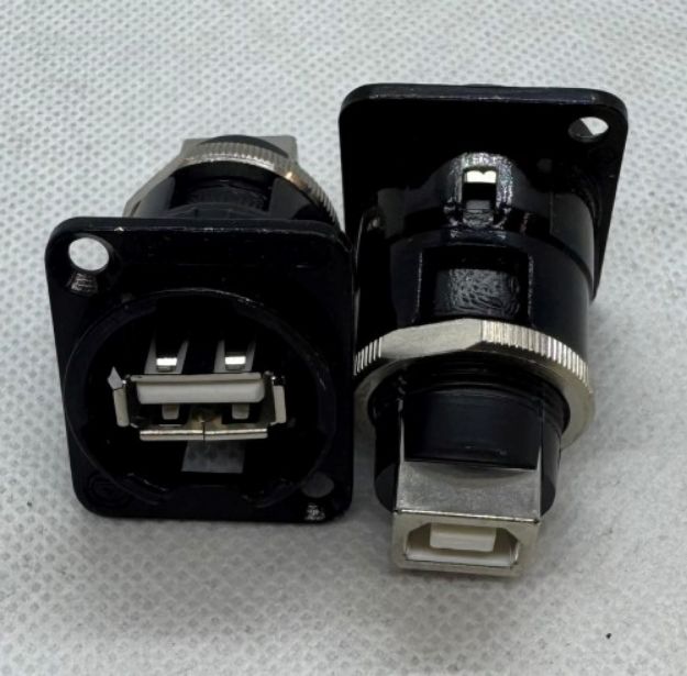 Picture of Switchcraft USB A to A Connector Panel Mount Feedthrough BLK
