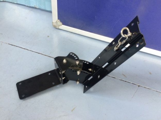 Picture of One Systems Pan & Tilt Bracket 108IM & 208CIM