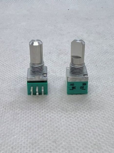 Picture of A&H AI11359 POT 9MM 20KBX2 +NUT